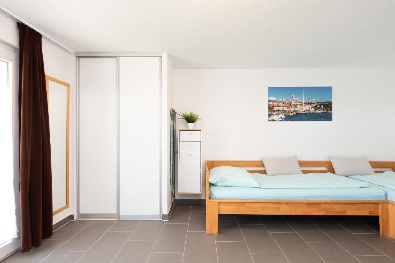 Apartments Oleander Krk Town Luaran gambar