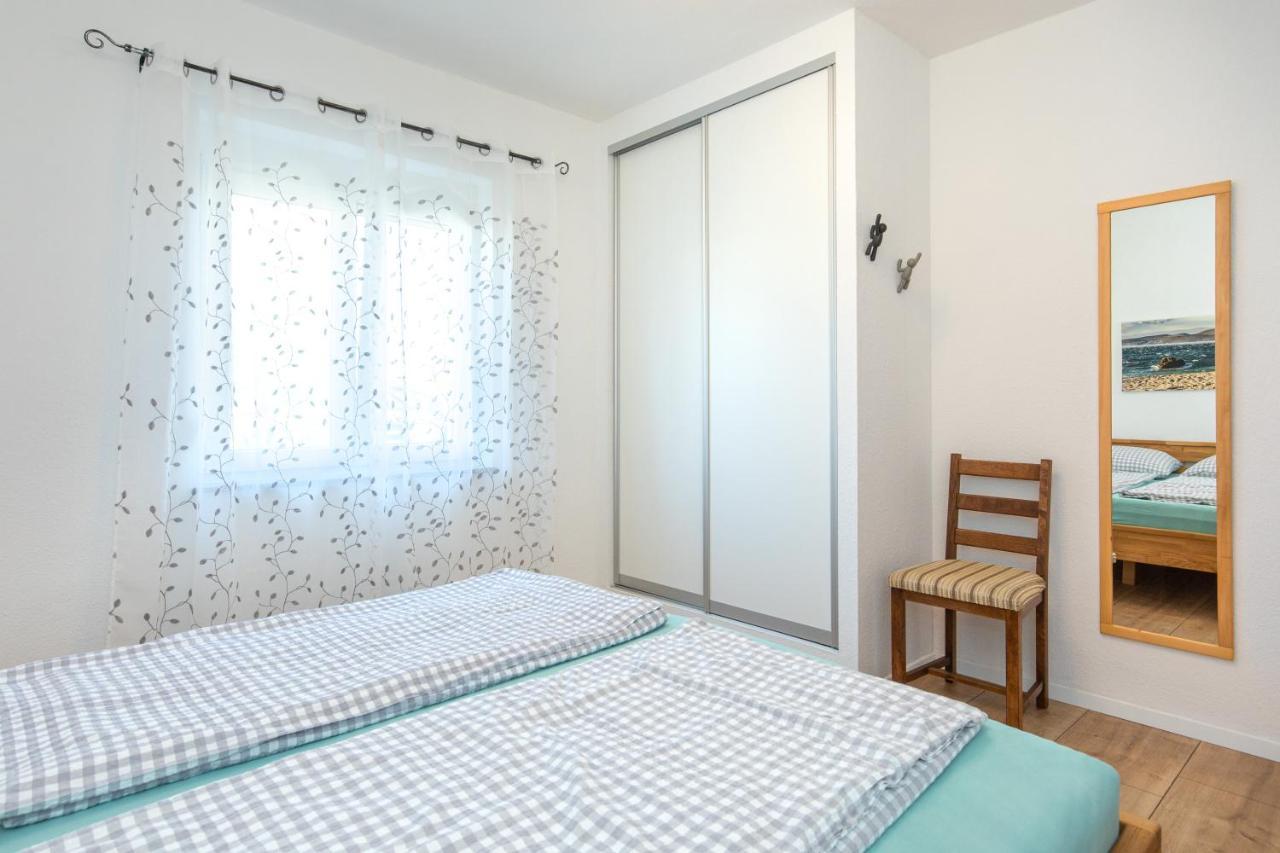 Apartments Oleander Krk Town Luaran gambar