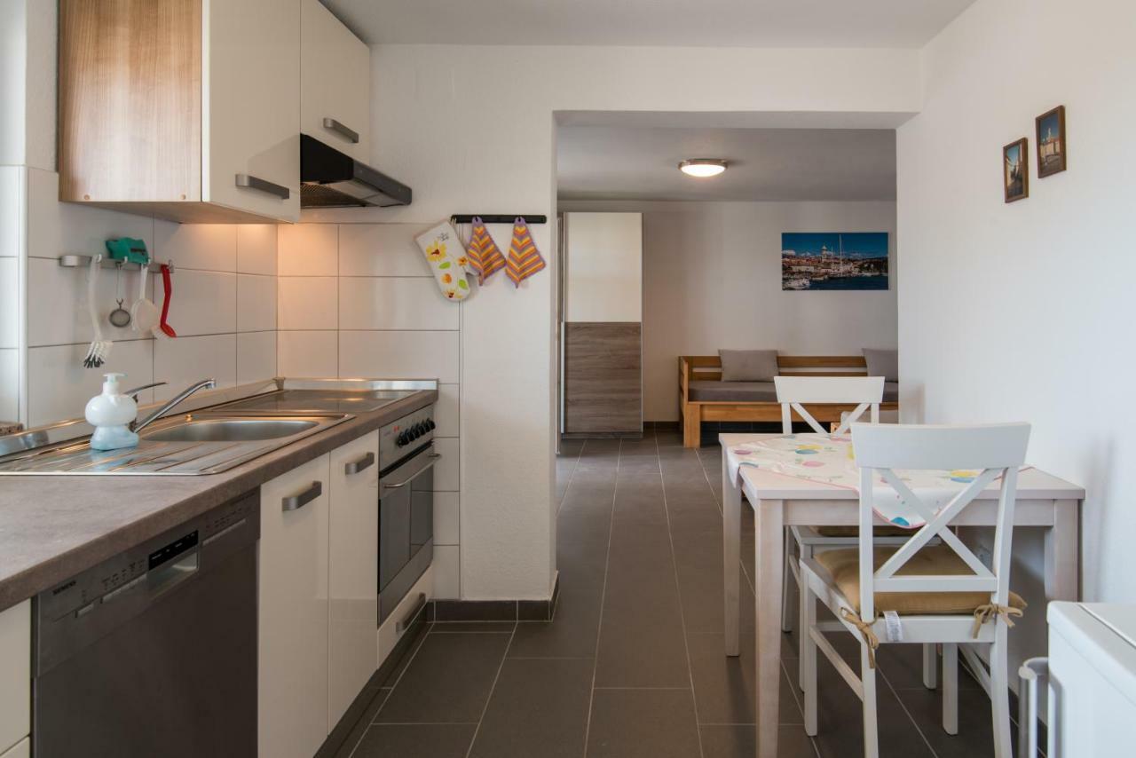 Apartments Oleander Krk Town Luaran gambar